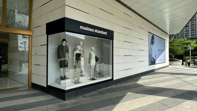 무신사 스탠다드 부산 세 번째 매장인 롯데백화점 센텀시티점. 무신사 스탠다드 제공