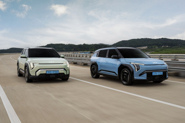 기아 소형 전기 SUV(스포츠유틸리티차량) ‘EV3’ 주행모습. 기아 제공