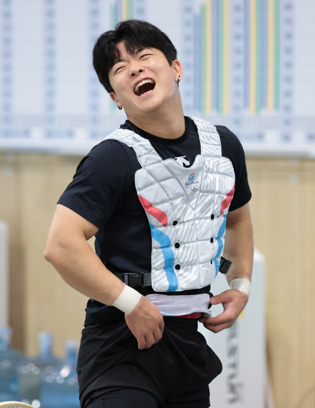 역도 남자 73㎏급에 출전하는 박주효의 지난 6월 국내 훈련 모습. 연합뉴스