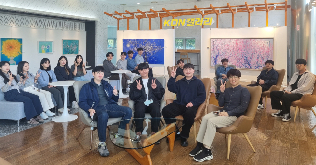 본사 소통간담회인 런치데이에 참석한 한전KDN 본사 직원들. 한전KDN 제공