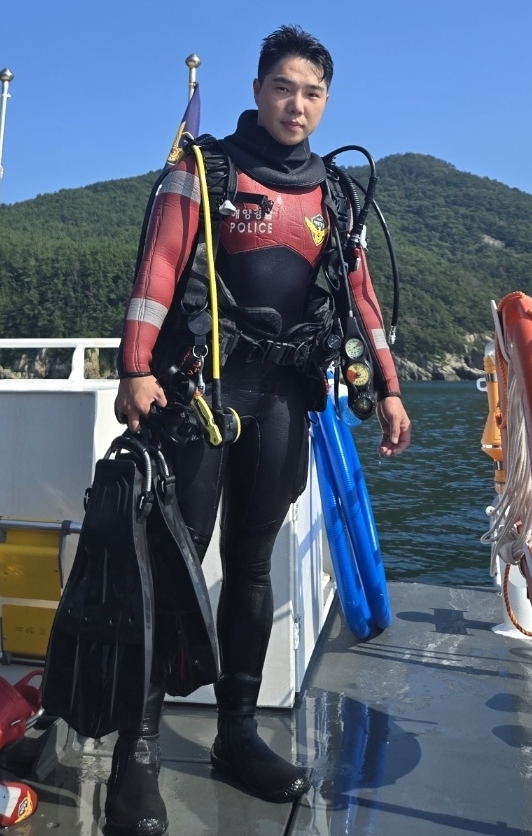 통영해양경찰서 반윤혁 경장. 부산일보DB