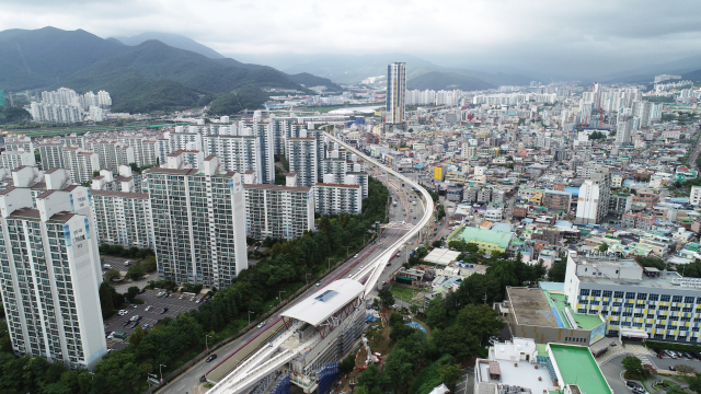 2026년 6월 개통을 목표로 순조롭게 진행 중인 양산선 건설 공사 전경. 양산시 제공