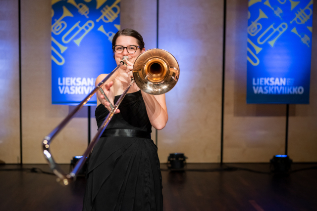 오는 5일 부산마루국제음악제 메인 콘서트Ⅲ 국립경찰교향악단과 협연할 미국 플로리다 주립대 교수인 하나 벨로글라벡 트롬보니스트. 부산마루국제음악제 제공