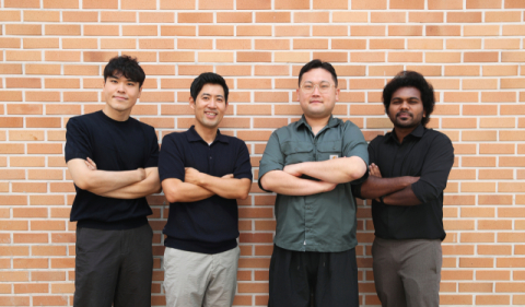 왼쪽부터 부산대 응용화학공학부 김지찬(공동저자) 박사과정생, 제정호(교신저자) 교수, 김한웅(제1저자) 박사, 무랄리 비슈누(공동저자) 박사과정생