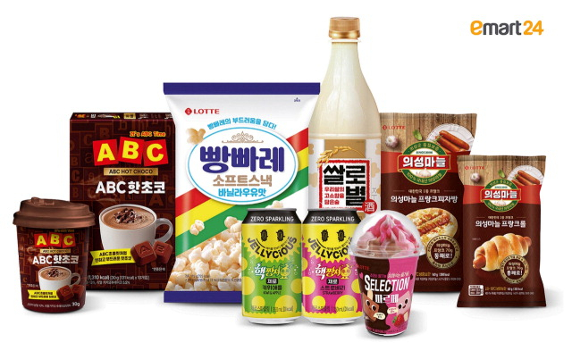 이마트24가 롯데웰푸드와 협업한 제품들을 대거 선보였다. 이마트24 제공