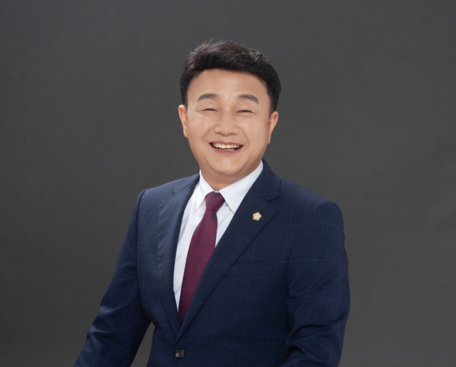 조현신 경남도의원은 한국국제대 문제 해결을 위해 ‘지역대학의 폐교 부지 활용 활성화 방안 촉구 대정부 건의안’을 발의했다. 경남도의회 제공