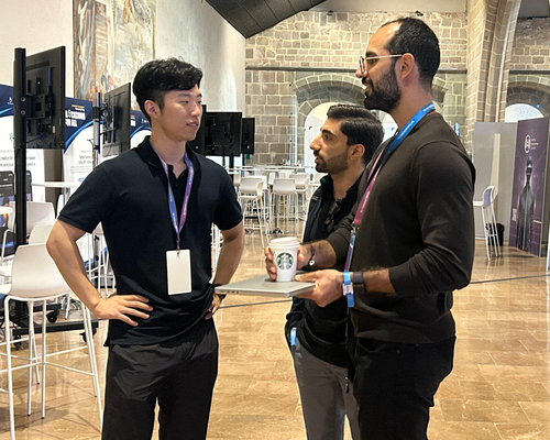 레드롭 이장훈 최고기술책임자(CTO)가 회사 서비스를 소개하고 있다. 레드롭 제공