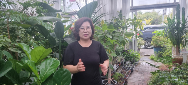 최경옥 국제라이온스협회 355-A지구 부총재회 회장은 “30년 전 아동보호시설에서 청소 봉사 활동을 하다 본격적인 봉사의 길로 나섰다”고 밝혔다.