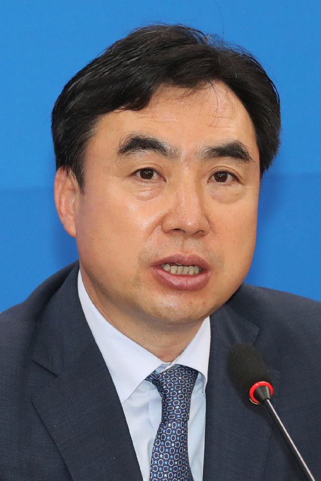 전 더불어민주당 윤관석 의원. 연합뉴스