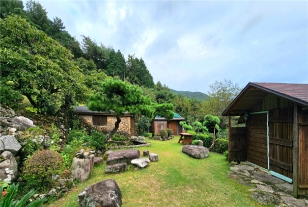 산림청 주관 아름다운 민간정원 30곳에 선정된 해솔찬정원. 통영시 제공