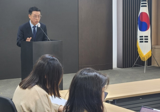 중소벤처기업부는 11일 고액매출 점포를 중심으로 온누리상품권 부정유통의 문제점을 점검하고, 재발 방지를 위한 개선방안을 마련했다고 발표했다. 중기부 제공