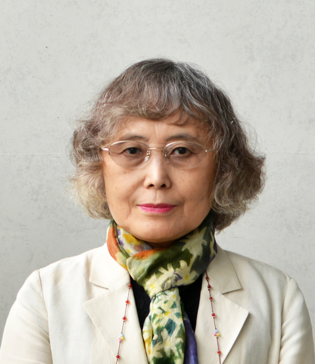 105인의 여성 작가 중 부산 작가로 유일하게 전준자 부산대 명예교수가 포함됐다.