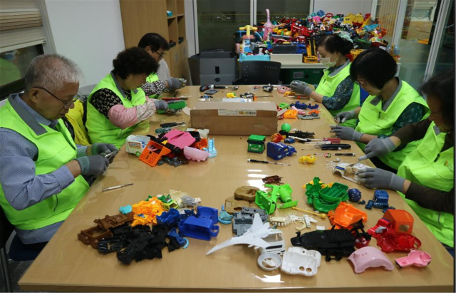 부산 해운대구 반송1동 행정복지센터를 리모델링해 조성된 우리동네 ESG센터 3호점. 부산시 제공