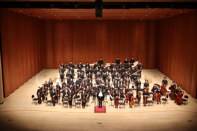 부산대 음악학과 단체 사진. 부산문화회관 제공