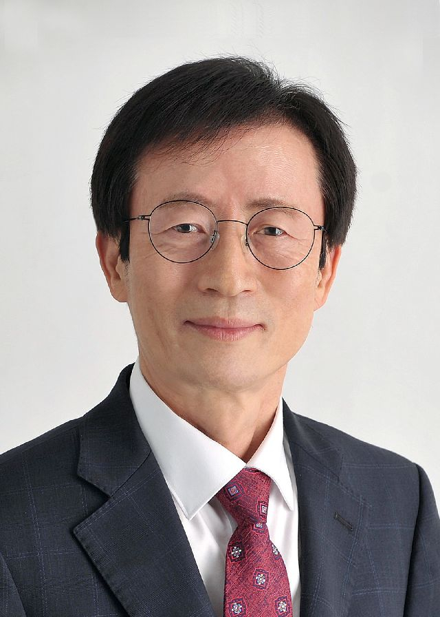 이갑준 부산 사하구청장. 부산일보 DB