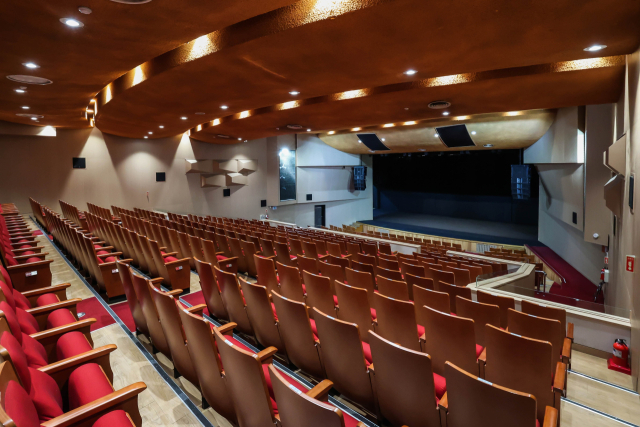 부산시민회관 소극장 내부. 부산일보DB