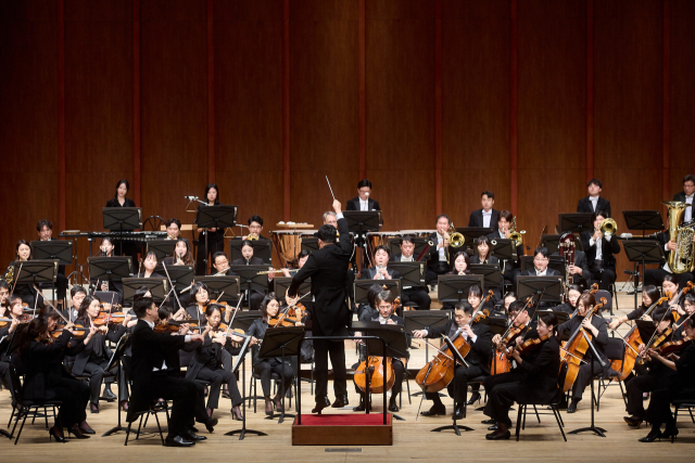 부산시향 연주 모습. 부산일보DB
