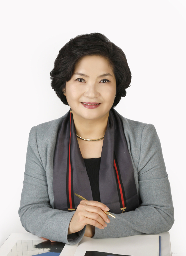 손성지 동주여고 교장.