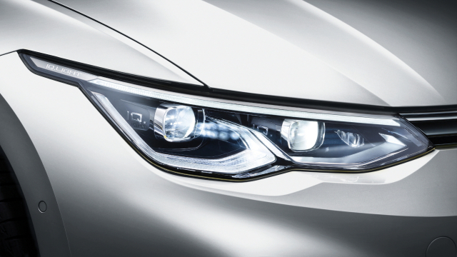 첨단 LED 매트릭스 헤드램프. 폭스바겐코리아 제공