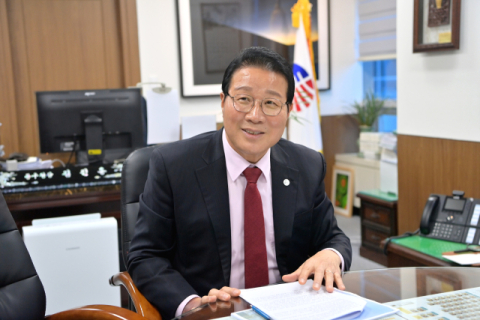 김진홍 부산 동구청장