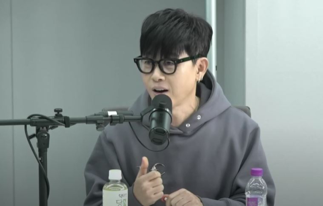 가수 이승환. 팟캐스트 '매불쇼' 유튜브 영상 갈무리