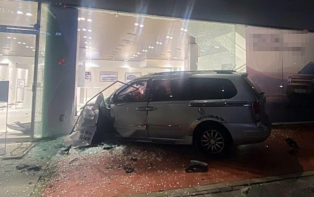 돌진 사고 현장 모습. 연합뉴스