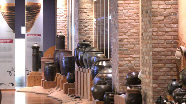 울산 옹기마을 옹기박물관 내부 전시관 전경. 남태우 기자
