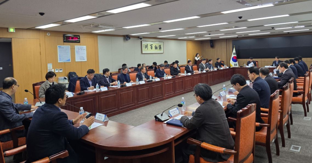 해양수산부는 21일 2025년 상반기 ‘김 산업 협의체 총괄위원회’를 개최했다. 해수부 제공