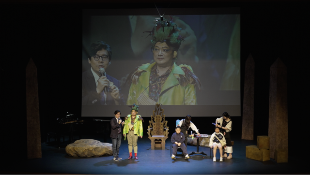 부산시립예술단이 지난해 선보인 초등학교 저학년용 50분짜리 오페라 '마술피리' 공연 모습. 부산일보 DB
