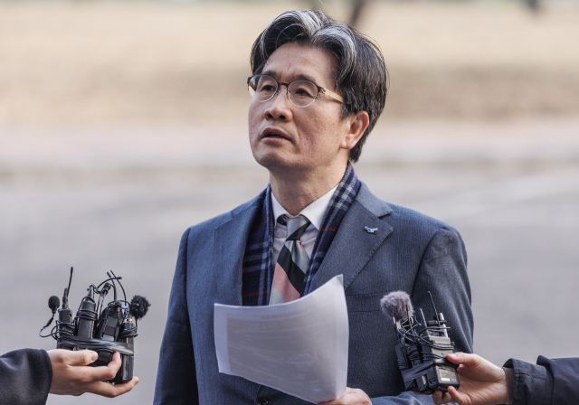 22일 정부과천청사 내 공수처 앞에서 입장을 설명하고 있는 오동운 공수처장. 연합뉴스