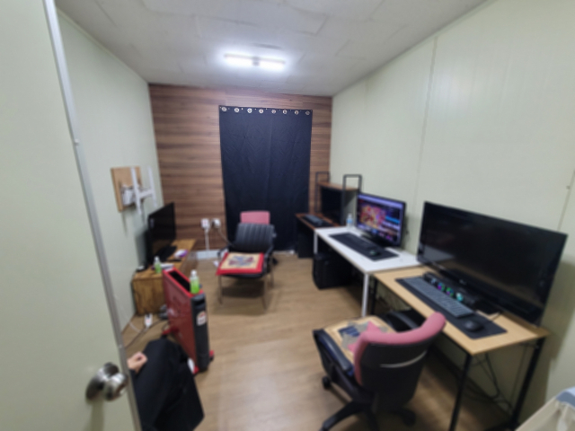 부산경찰청이 지난 21일 적발한 수영구 한 무허가 PC방. 부산경찰청 제공