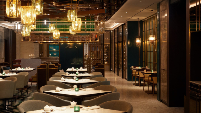 시그니엘 부산의 레스토랑 ‘차오란’이 오는 5월까지 신메뉴를 선보인다. 차오란 내부의 모습. 시그니엘 부산 제공