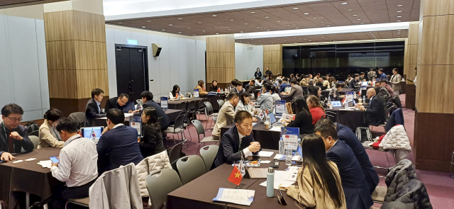 서울 코엑스에서 해외 바이어 초청 수출상담회가 진행되고 있다. 중부발전 제공