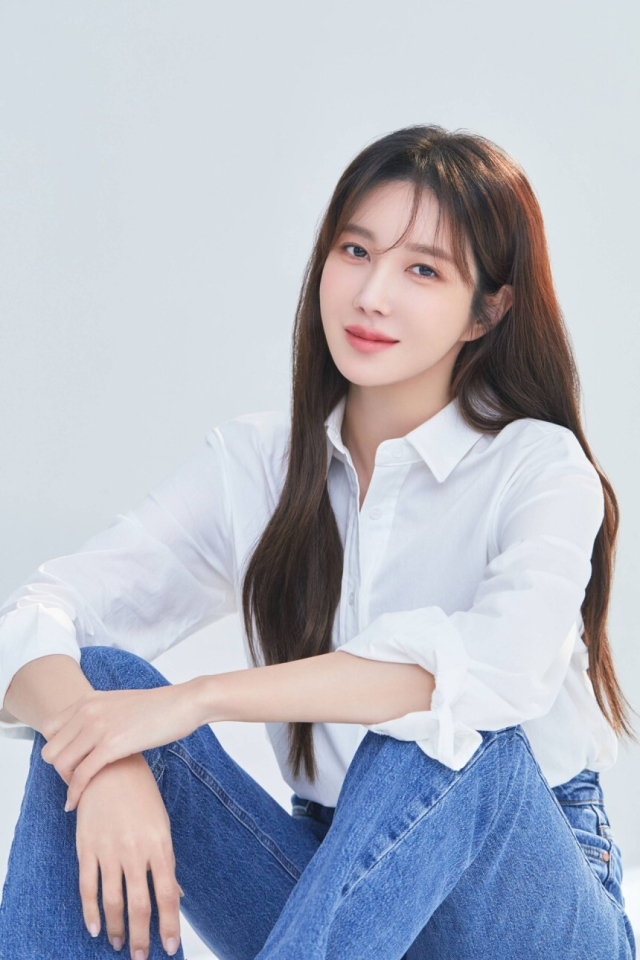 배우 이지아. BH엔터테인먼트 제공