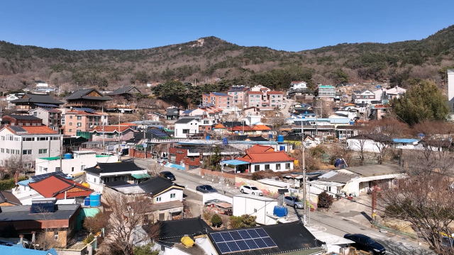 부산 금정구 금정산 기슭에 자리한 산성마을 전경. 이정 PD luce@