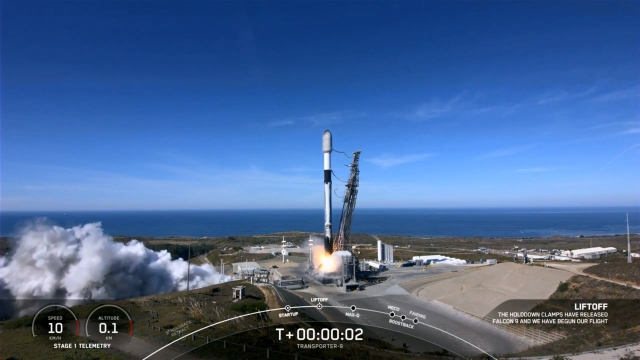 2023년 기초지자체 최초 초소형위성 ‘진주샛-1’의 발사 모습. 당시 발사체 발사관에 문제가 생겨 사출이 이뤄지지 않았다. 발사 영상 캡쳐