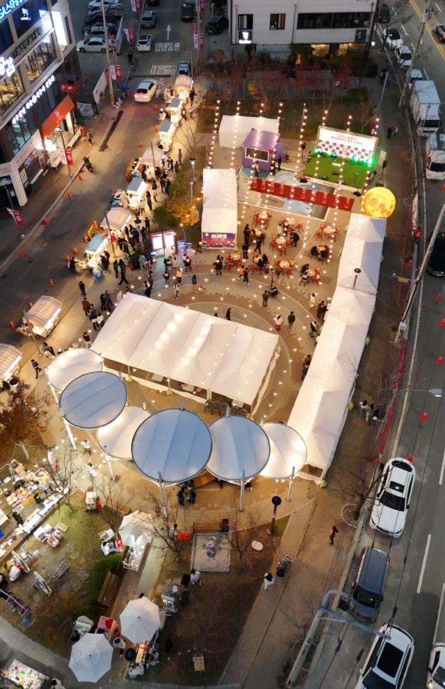 지난해 처음 선보여 호평 받은 통영 청년포차. 통영시 제공