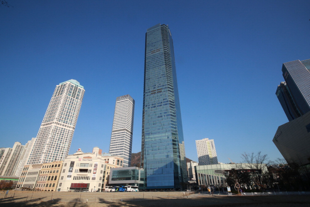 부산 블록체인 기술혁신지원센터가 있는 부산국제금융센터 전경. 부산일보DB