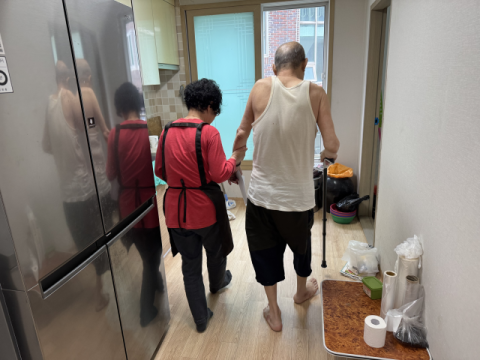 전문인력 파견을 통한 ‘퇴원환자안심돌봄 서비스’