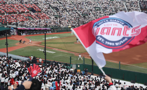 롯데, 2026년 개막전 삼성과 맞대결