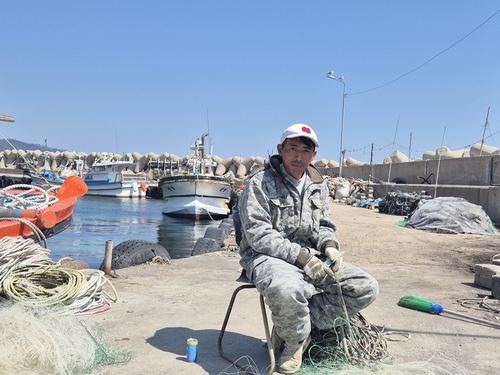 경북 산불 당시 주민 대피에 일조한 외국인 선원 수기안토 씨. 연합뉴스