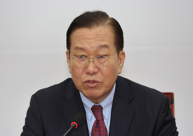 국민의힘 권영세 비상대책위원장이 3일 서울 여의도 국회에서 열린 비상대책위원회의에서 발언하고 있다. 연합뉴스