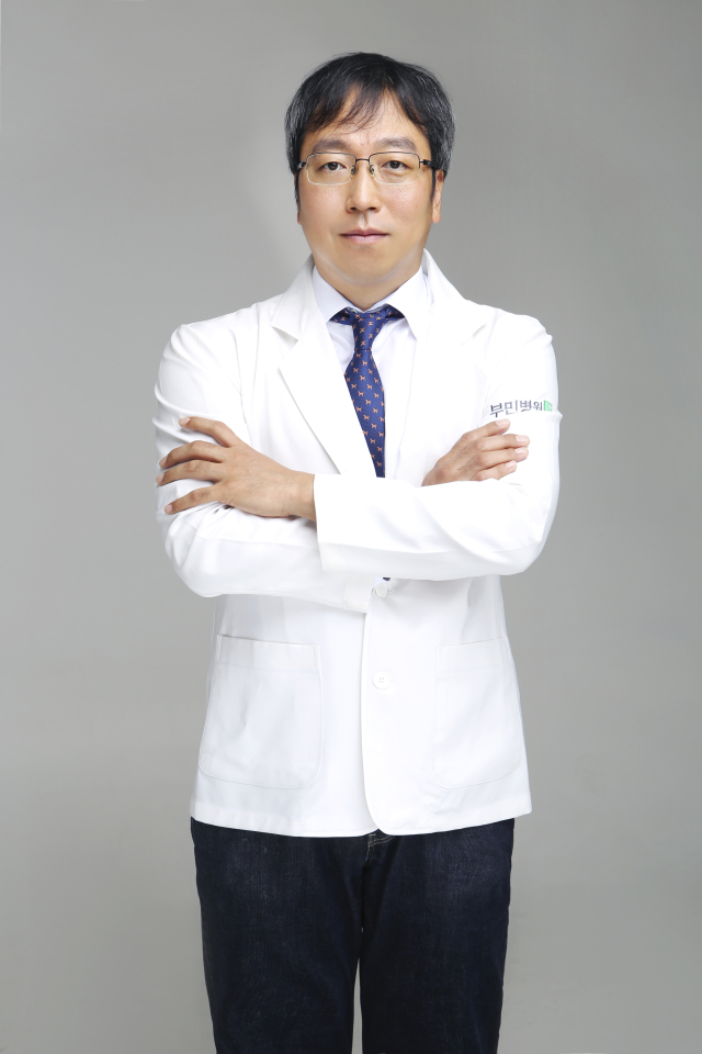 부산부민병원 대장항문센터의 외과 박병수 과장. 부산부민병원 제공