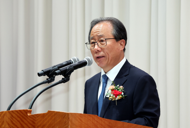 김석준 부산시교육감이 지난 3일 오전 부산진구 부산시교육청 대강당에서 열린 취임식에서 취임사를 하고 있다. 정종회 기자 jjh@