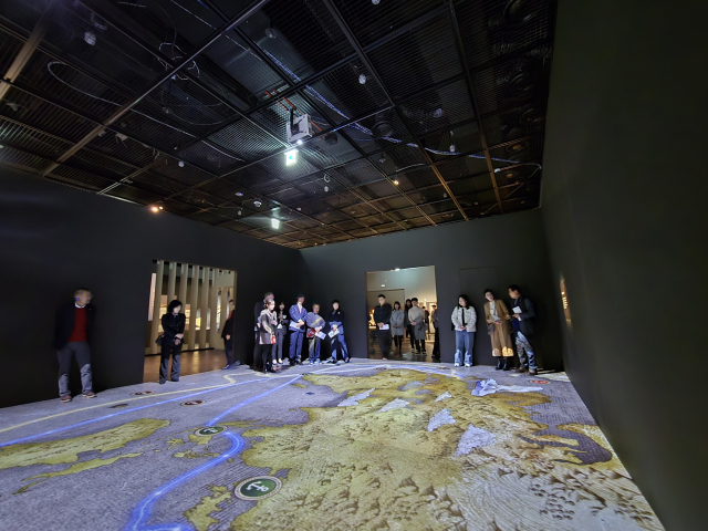 국립해양박물관 2024년 기획전시 ‘항해와 시계’ 관람 모습. 국립해양박물관 제공