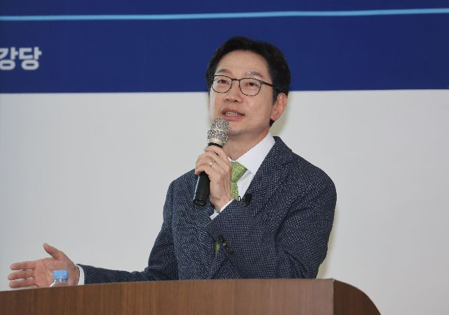 김경수 전 경남도지사. 부산일보 DB