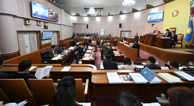 거제시의회 본회의. 부산일보DB