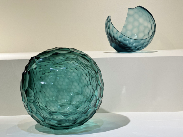 박성훈 작가 유리 작품. 김은영 기자