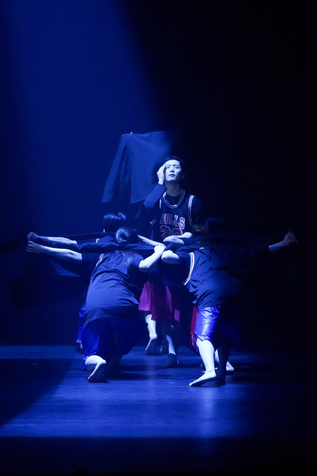 ‘AK21 안무가 육성 경연’에서 최우수상을 공동 수상한 김형민의 ‘드루와’. 부산국제무용제 제공