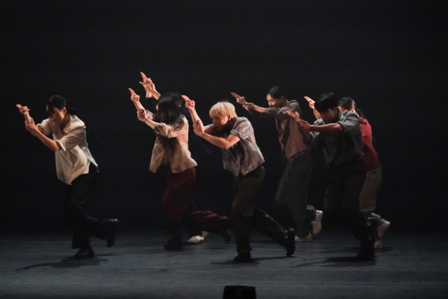 ‘AK21 안무가 육성 경연’에서 최우수상을 공동 수상한 양승관의 ‘궤도’. 부산국제무용제 제공